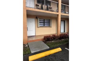 18216 Mediterranean Blvd 2-19, Hialeah