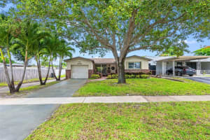2015 N 37th Ave, Hollywood, FL 33021, - MLS#A11831647