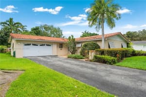 9640 Sw 72nd Ct, Pinecrest