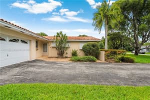 9640 SW 72nd Ct, Pinecrest, FL 33156 - MLS#A11831648