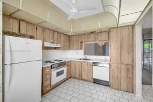 1001 Colony Point Cir APT 220, Pembroke Pines, FL 33026, Sold 08/21/25
