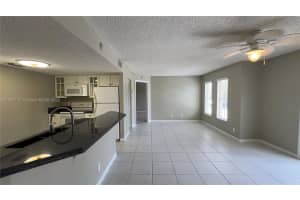 1145 Lake Shore Dr Apt 205, Lake Park, FL 33403, - MLS#A11831712