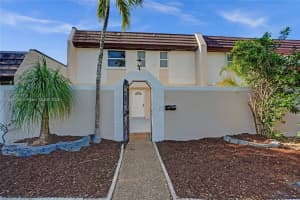 7310 S Miami Lakeway S, Miami Lakes