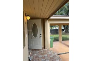 658 SE 8th Pl, Hialeah, FL 33010, Sold 08/20/25