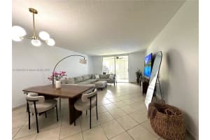 620 NE 12th Ave APT 102, Hallandale Beach, FL 33009, - MLS#A11831757