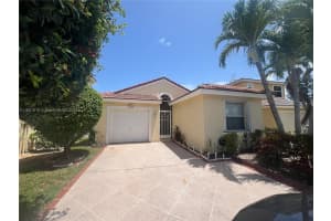5618 Kingsmill Ct, Lake Worth