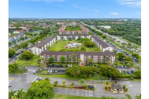 1601 Sw 128th Ter 209a, Pembroke Pines