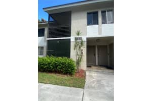 514 Gardens Dr 101, Pompano Beach