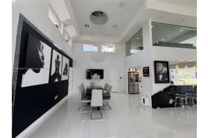 6003 Umbrella Tree Ln, Fort Lauderdale