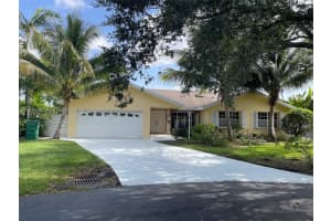 14409 Sw 141st Pl, Miami