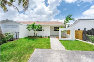 973 Sw 88th Ave, Miami