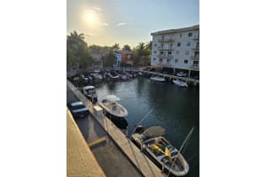 3545 NE 167th St 304, North Miami Beach, FL 33160 - MLS#A11832079
