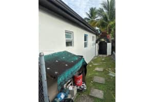 560 NE 158th St, Miami, FL 33162, Sold 08/21/25