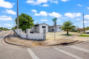8631 SW 16th Terrace, Miami, FL 33155, - MLS#A11832098