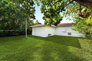 330 N Shore Dr, Miami Beach, FL 33141, Sold 08/15/25