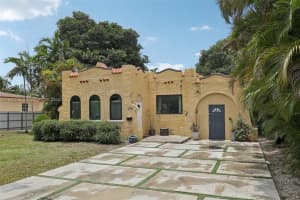 335 NE 127th St, North Miami, FL 33161, Sold 08/08/25