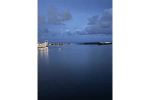 808 Brickell Key Dr 3208, Miami