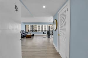 3800 Galt Ocean Dr Ph-14 Fort Lauderdale, FL 33308 - MLS#A11832264