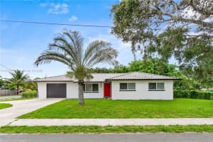 524 NW 7th Ct, Boynton Beach, FL 33426, Sold 08/11/25