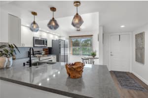 701 Sw 142nd Ave 208s Pembroke Pines, FL 33027 - MLS#A11832278