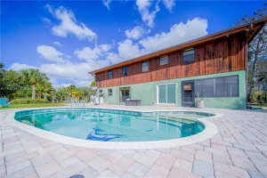 576 Marshall Rd, West Palm Beach