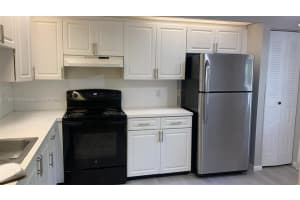 12850 Sw 4th Ct 206i, Pembroke Pines