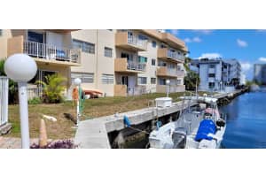 3522 NE 171 St APT 104, North Miami Beach, FL 33160, - MLS#A11832394