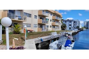 3522 NE 171 St APT 104, North Miami Beach, FL 33160, - MLS#A11832394