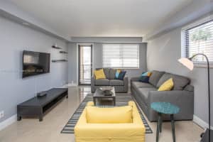 301 Golden Isles Dr APT 314, Hallandale Beach, FL 33009, - MLS#A11832395