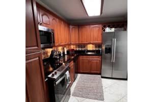 6039 Collins Ave APT 823, Miami Beach, FL 33140, - MLS#A11832433