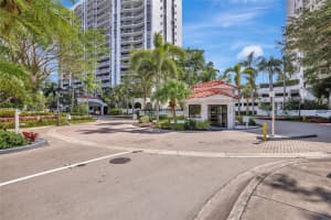 3640 Yacht Club Dr 203 Aventura, FL 33180 - MLS#A11832531