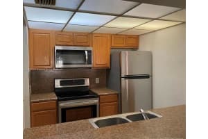 8100 Geneva Ct 339 Doral, FL 33166 - MLS#A11832589