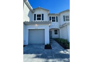 2634 Se 11th Ct 2634, Homestead