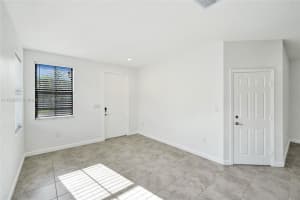 5013 Vulcan Way, Davie, FL 33314 - MLS#A11832637
