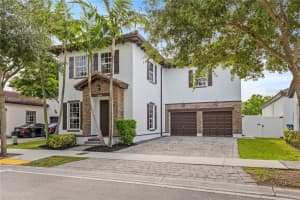 9037 Sw 170th Pl, Miami