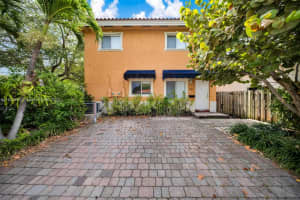 2814 Sw 27th Street A, Miami