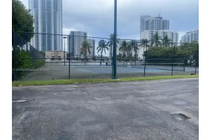 1000 Parkview Dr APT 427, Hallandale Beach, FL 33009, - MLS#A11832692