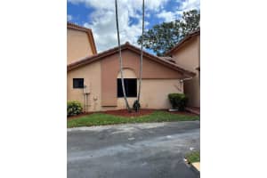 11248 SW 11th St, Pembroke Pines, FL 33025, - MLS#A11832791