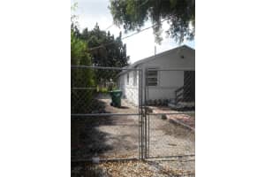1774 Nw 62nd Ter, Miami