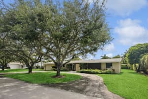 15471 SW 83rd Ave, Palmetto Bay, FL 33157, Sold 08/07/25