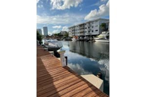 3716 Ne 168th St 303 North Miami Beach, FL 33160 - MLS#A11832911