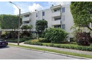 5838 SW 74th Terrace APT 106, South Miami, FL 33143, - MLS#A11832965