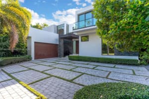 124 Park Dr, Bal Harbour, FL 33154, - MLS#A11832983