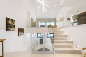 7180 E Lago Dr, Coral Gables, FL 33143, Sold 09/09/25