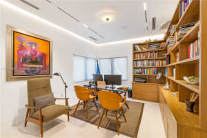 7180 E Lago Dr, Coral Gables, FL 33143, Sold 09/09/25
