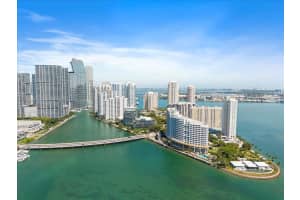 888 Brickell Key Dr 1502, Miami