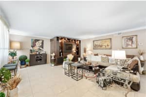 11960 Ne 19th Dr 17 North Miami, FL 33181 - MLS#A11833139