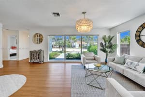 1242 Hollywood Blvd, Hollywood, FL 33019, - MLS#A11833142