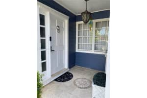 14135 Sw 100th Ln, Miami