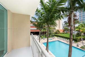 2000 N Bayshore Dr APT 203, Miami, FL 33137, Sold 07/30/25